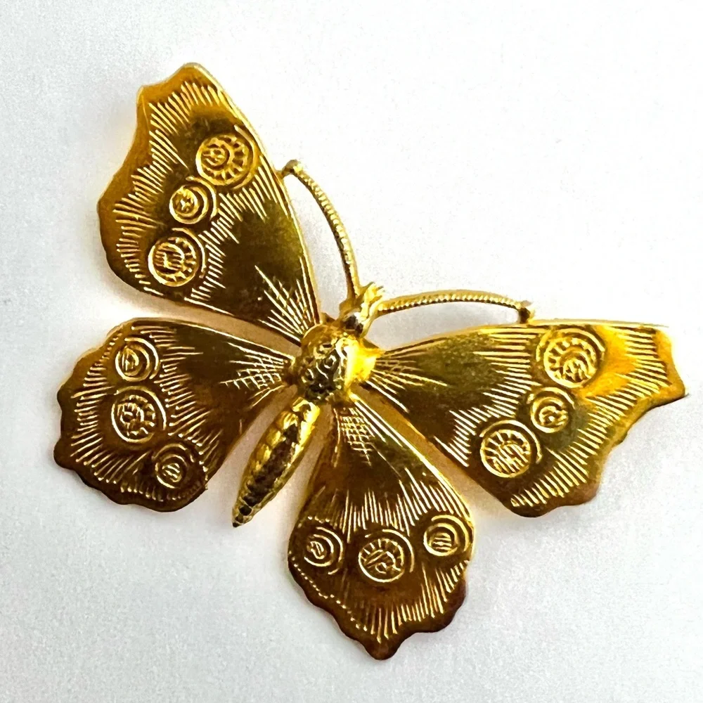 Vintage two brooch